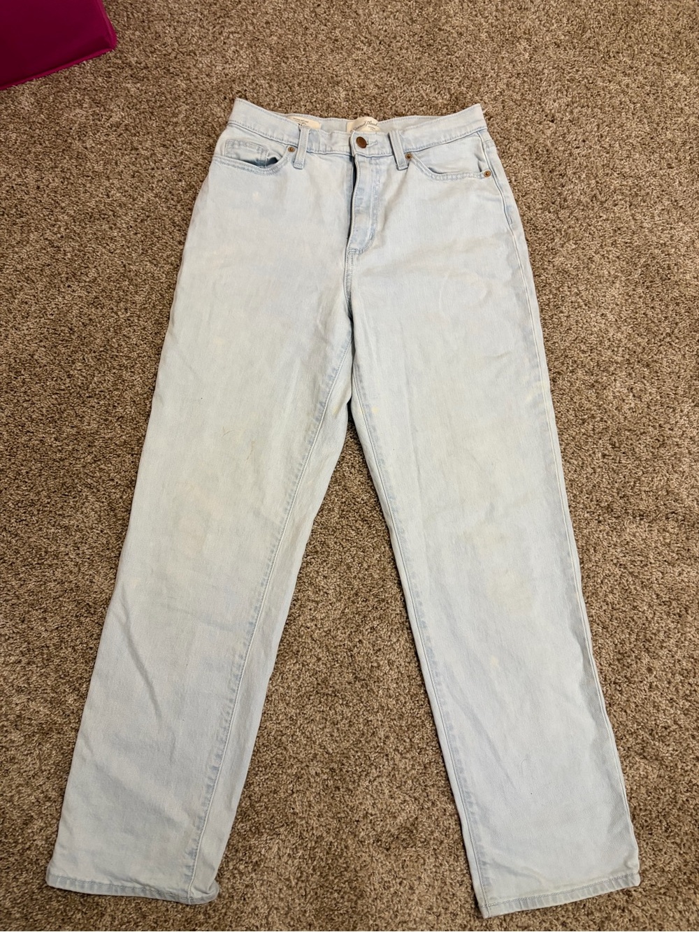 Light Wash Women's Mid-Rise Straight Jeans
